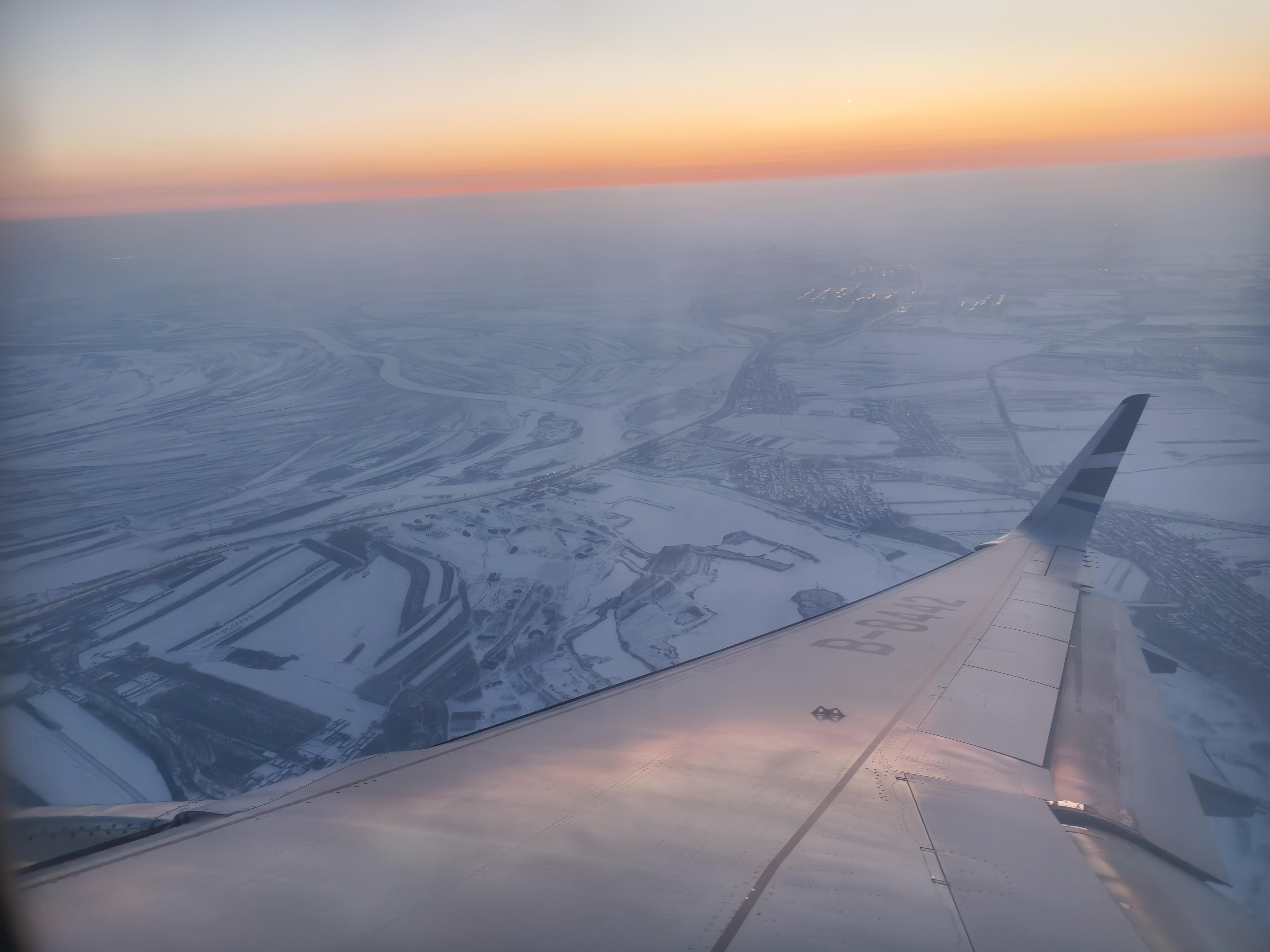 i250327_1.jpg
